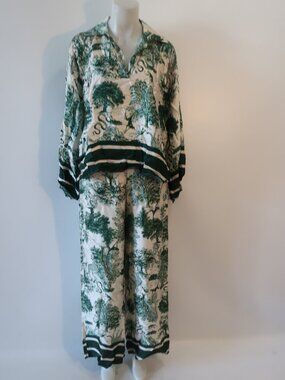 NWT Womens Benaar White, Green Jungle Print Collared Blouse & Pants Set O/S
